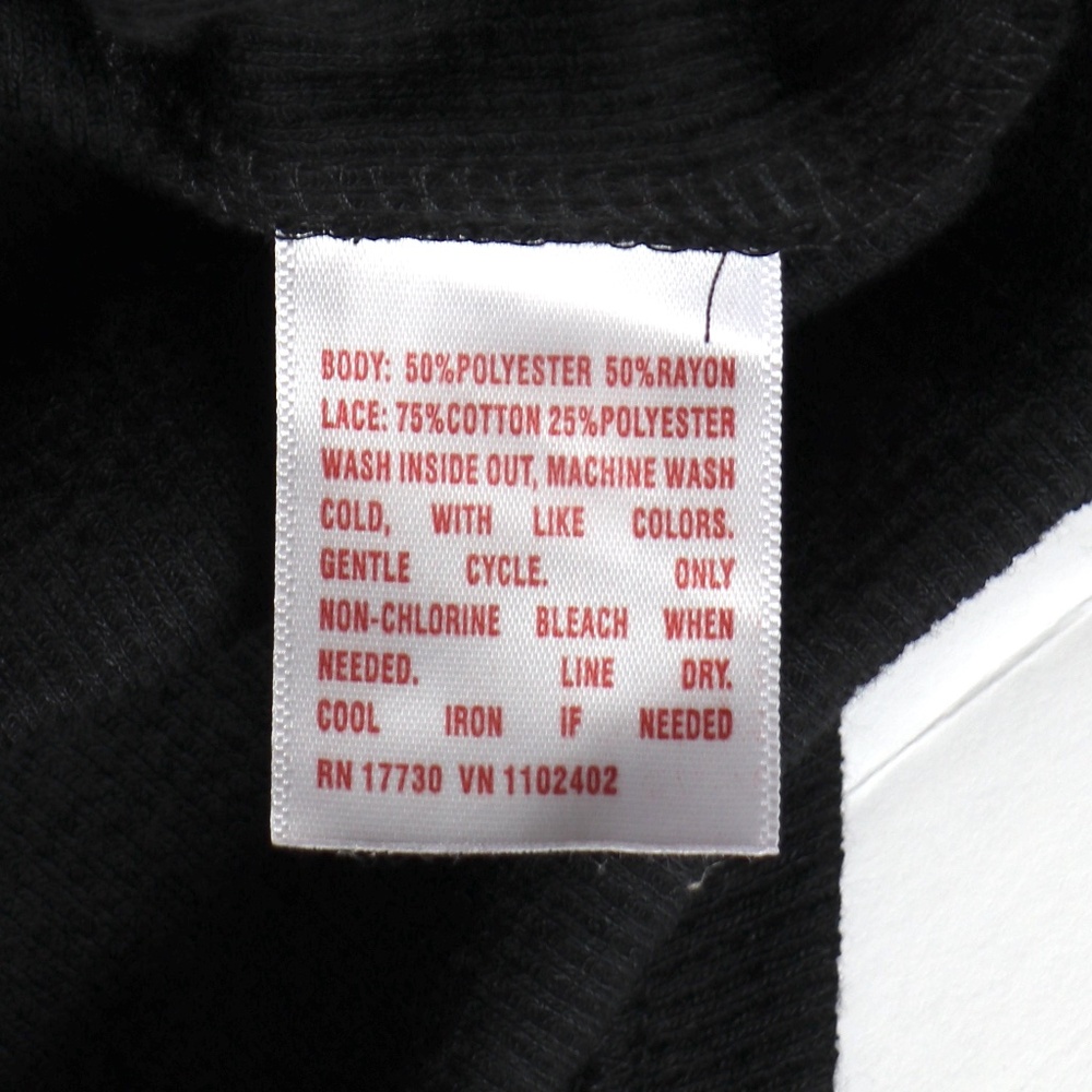 Long sleeve black thermal henley with lace detail - Picture 6 of 6